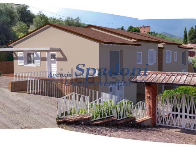 Casa in vendita a Pescia, Collecchio