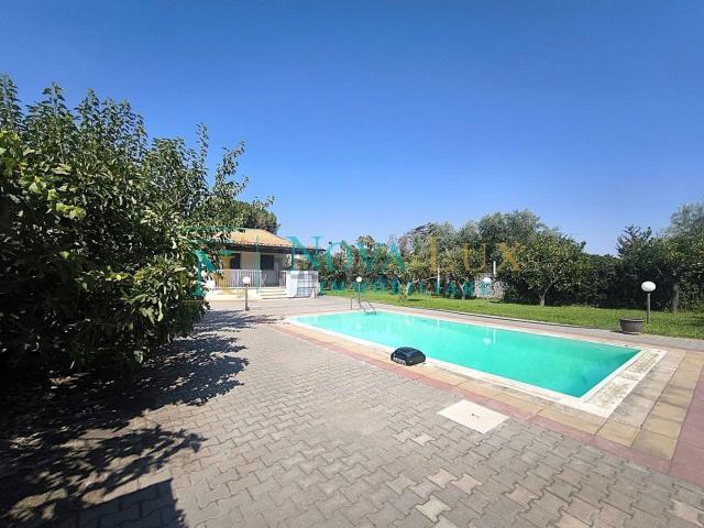 Casa in vendita a Borgo Fontana Volpe, Vittoria