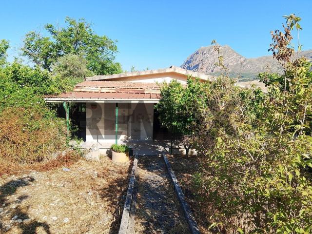 Casa in vendita a San Cipirello, Sicilia