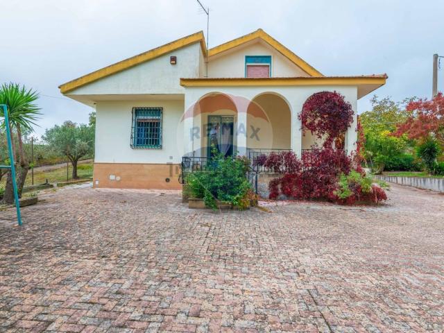 Casa in vendita a Piazza, Enna