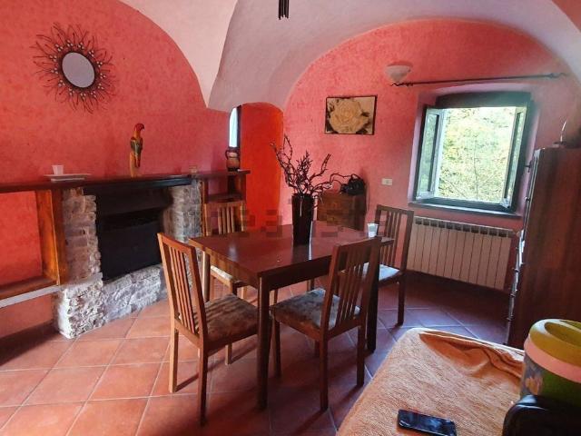 Casa in vendita a Vacchera, Caprile