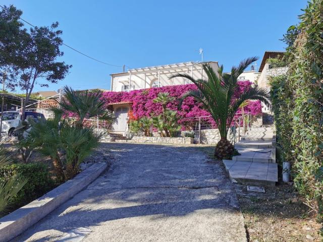 Casa in vendita a Magazzini, Portoferraio
