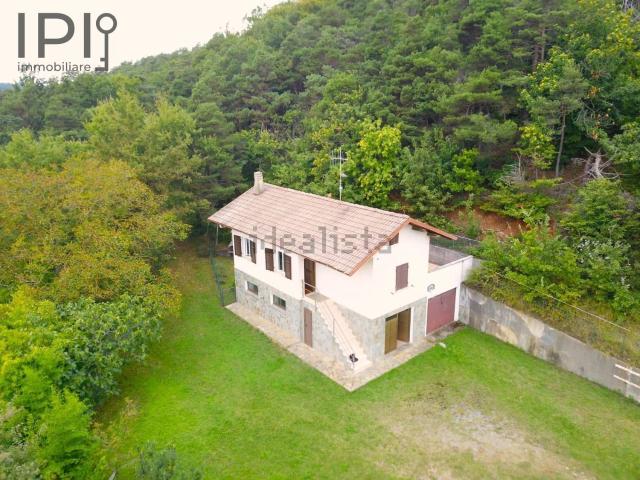 Casa in vendita a Giusvalla, Liguria