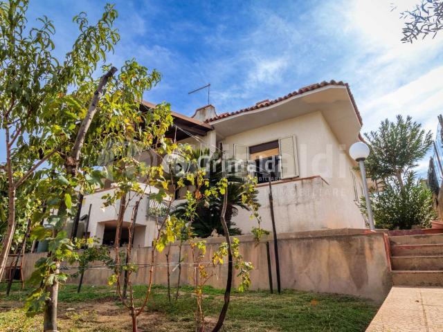Casa in vendita a Gallina, Avola
