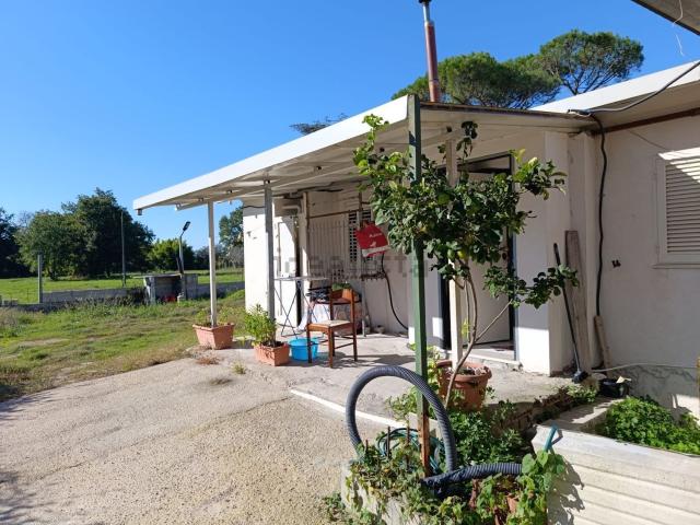 Casa in vendita a Scauri, Minturno