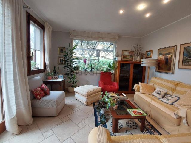 Casa in vendita a La Maddalena, Capoterra