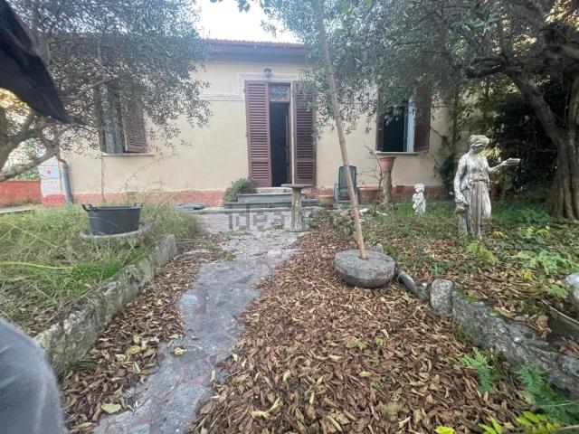 Casa in vendita a Tonfano, Toscana