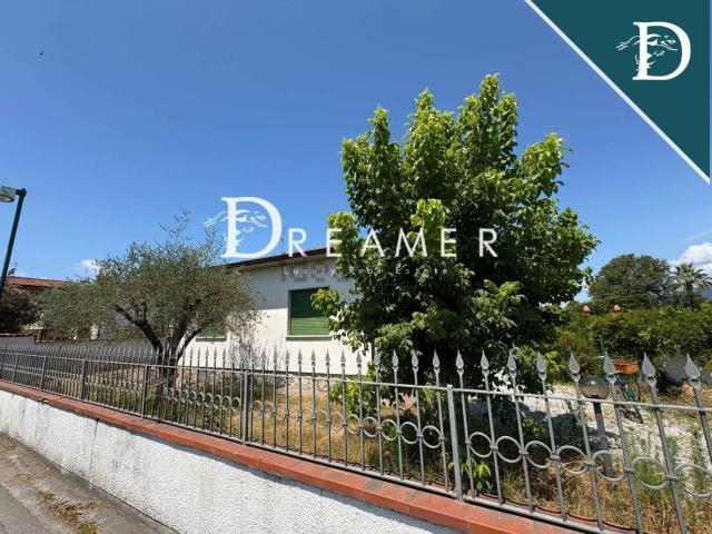 Casa in vendita a Caranna, Forte Dei Marmi