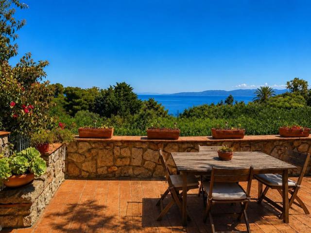 Casa in vendita a Isola del Giglio, Giglio Porto