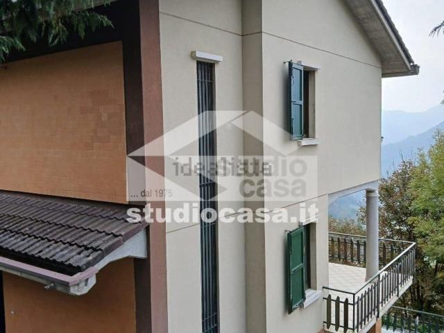 Casa in vendita a Comunità Montana della Valle Brembana, Costa Di Serina