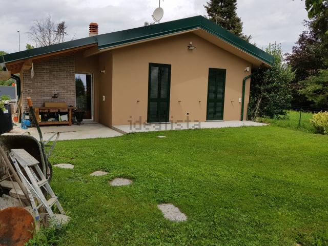 Casa in vendita a Briosco, Lombardia