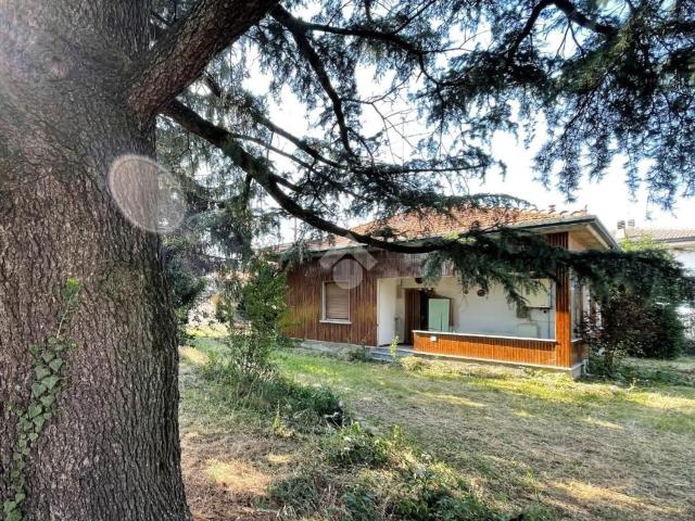 Casa in vendita a Menegardo, Bregnano