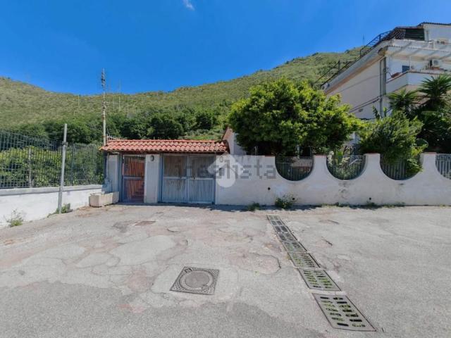 Casa in vendita a Toiano, Pozzuoli