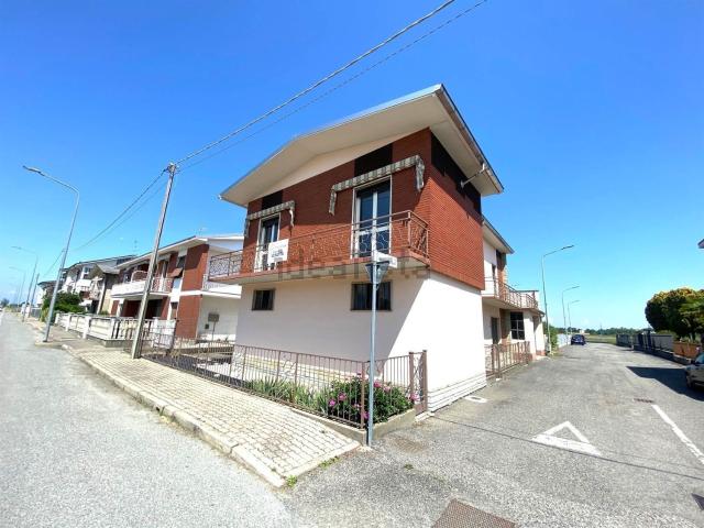 Casa in vendita a Piemonte, Vercelli
