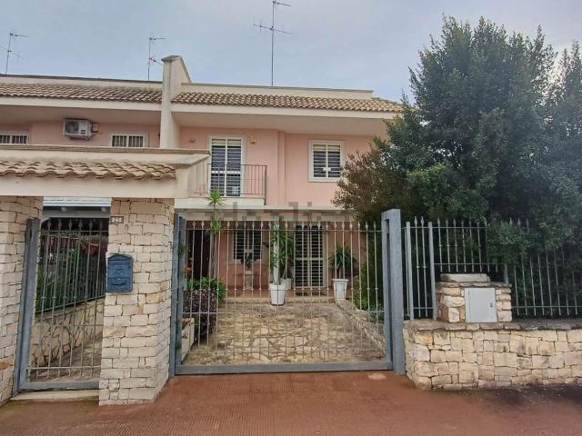 Casa in vendita a Valenzano San Lorenzo, Puglia