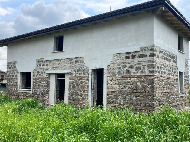 Casa in vendita a Roccasecca, Lazio