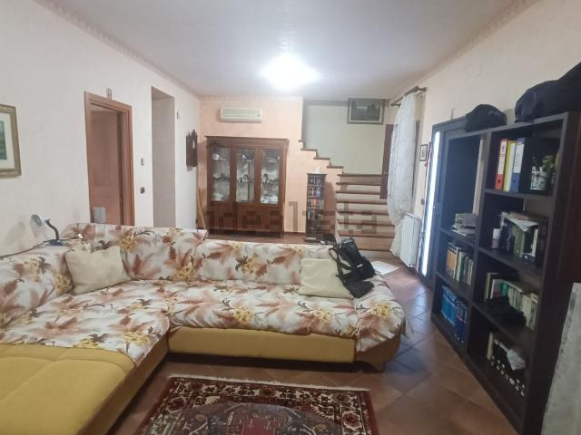 Casa in vendita a Santa Venerina, Sicilia
