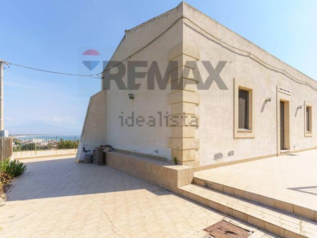 Casa in vendita a Agnone Fortezza, Augusta