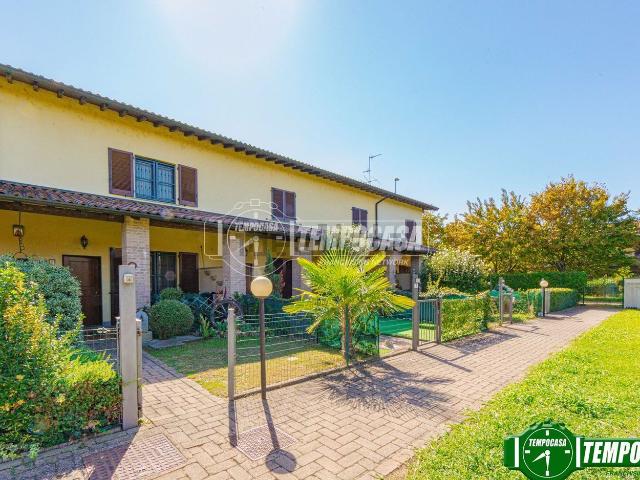 Casa in vendita a Belgioioso, Pavia