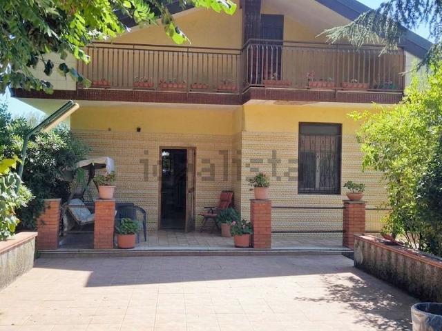 Casa in vendita a Tarderia, Pedara