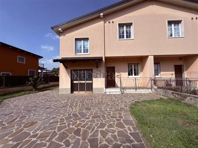 Casa in vendita a Zona Sud, Brescia