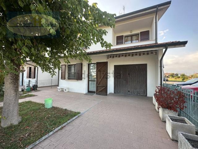 Casa in vendita a Molinella, Bologna