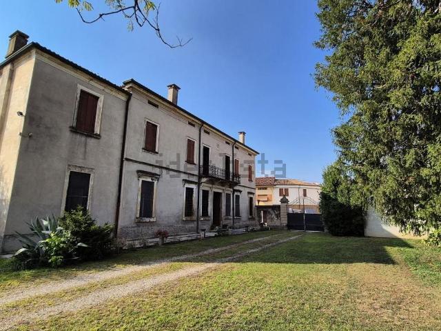 Casa in vendita a Albaredo D'adige, Veneto