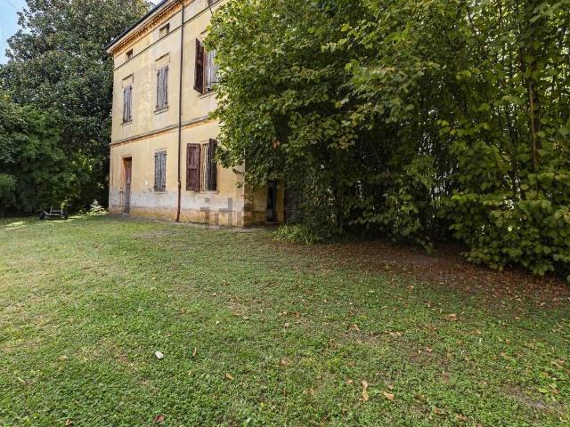 Casa in vendita a San Faustino-Madonnina-Quattroville, Modena