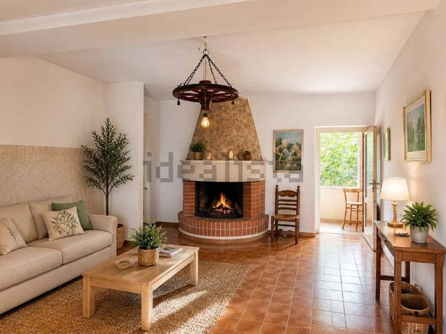 Casa in vendita a Unione dei Comuni della Val Vibrata, Civitella Del Tronto