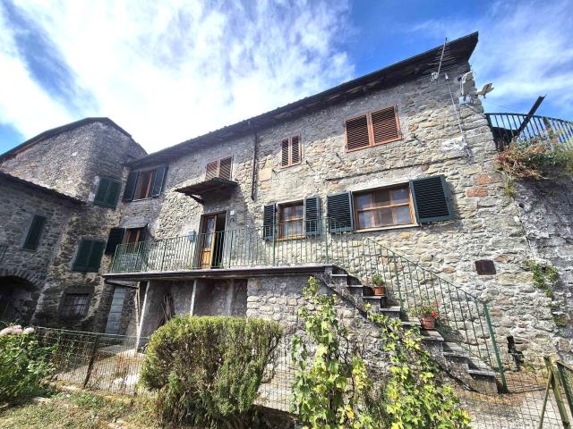 Casa in vendita a Unione Comuni Garfagnana, Camporgiano