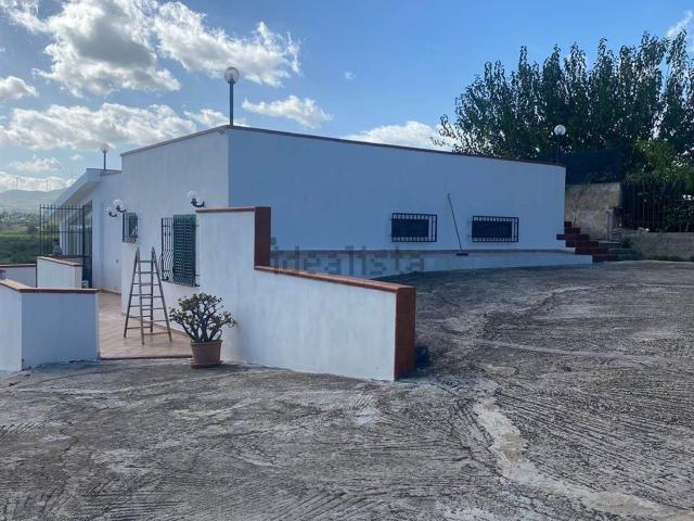 Casa in vendita a Partinico, Sicilia