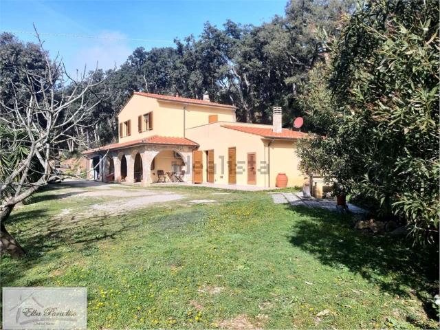 Casa in vendita a Rio, Toscana