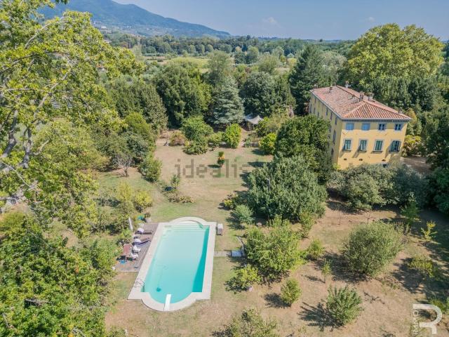 Casa in vendita a Tempagnano di Lunata, Bagni Di Lucca Ponte