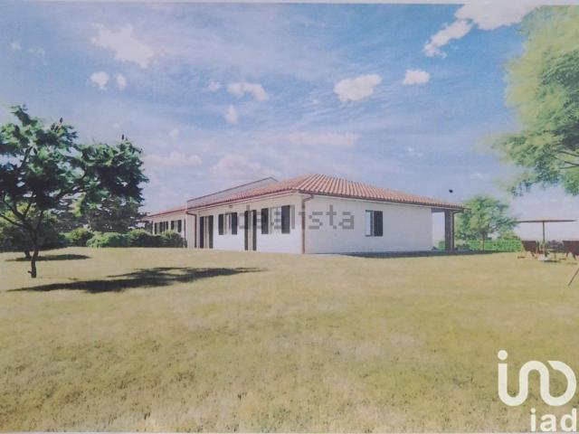 Casa in vendita a Nizza Monferrato, Asti