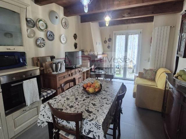 Casa in vendita a Montignoso, Toscana