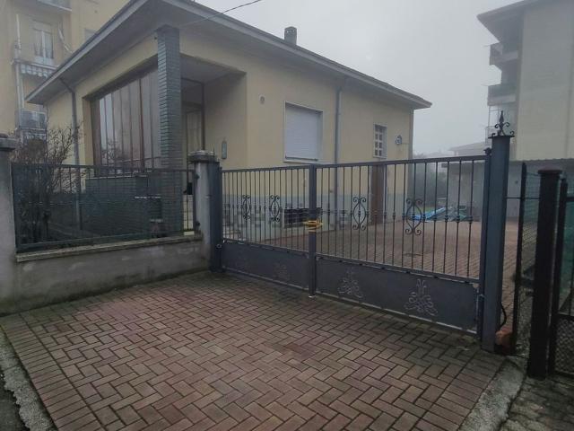 Casa in vendita a Piemonte, Novara