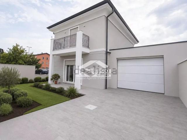 Casa in vendita a Offanengo, Lombardia