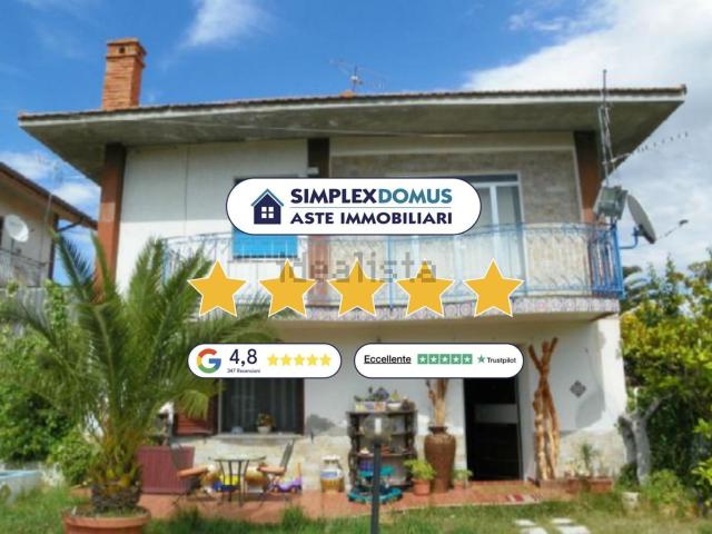 Casa in vendita a Nicosia, Enna