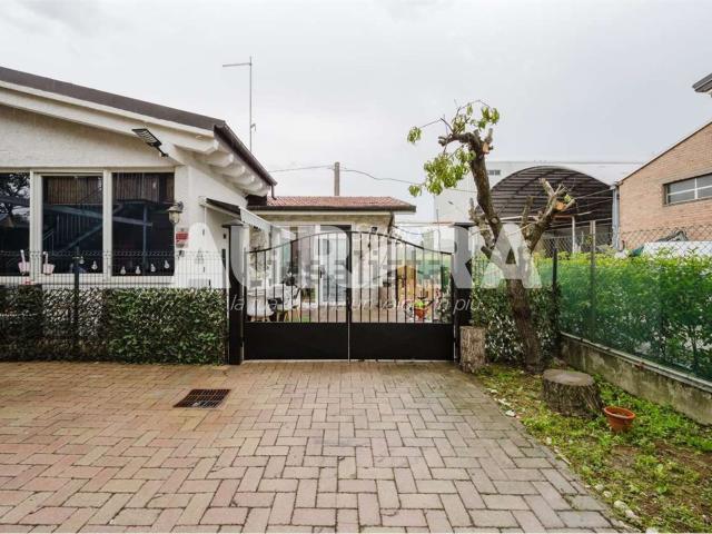 Casa in vendita a Unione dei comuni del Sorbara, Bomporto