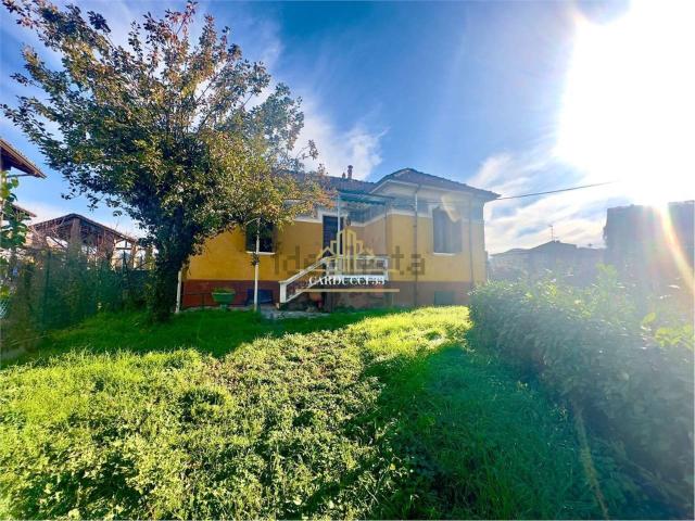 Casa in vendita a Retorbido, Lombardia