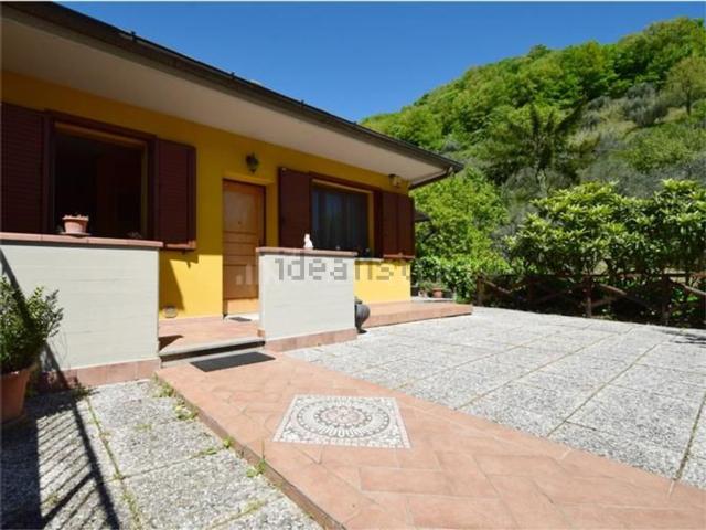 Casa in vendita a Castagneta, Vernio