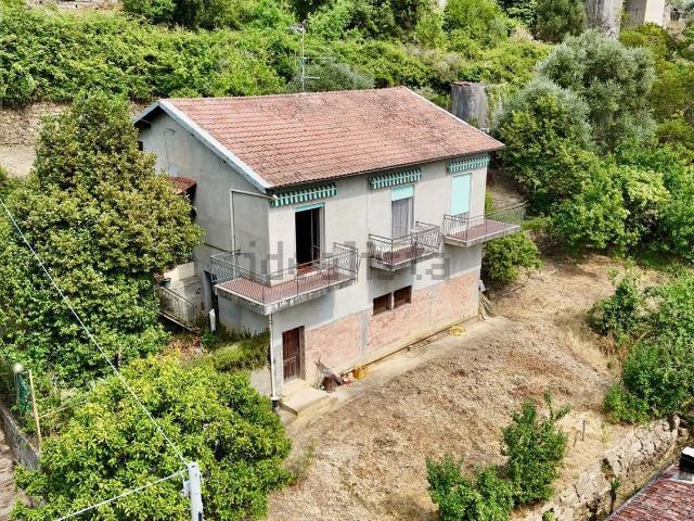 Casa in vendita a San Remo, Liguria