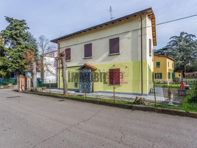 Casa in vendita a Crocetta, Re