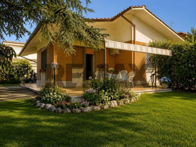 Casa in vendita a Roma Capitale, Lazio