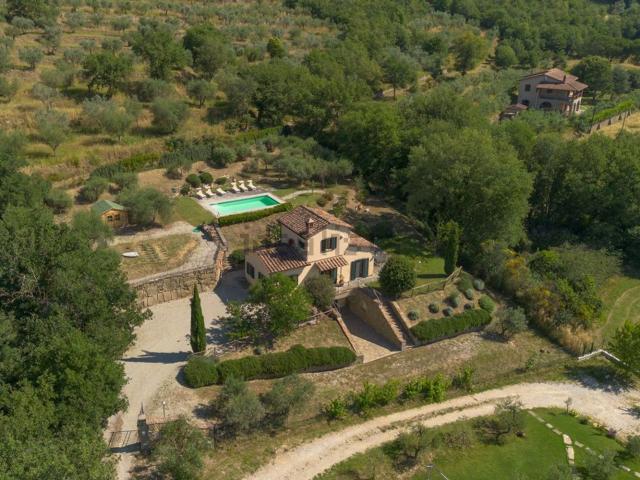 Casa in vendita a Cortona, Toscana