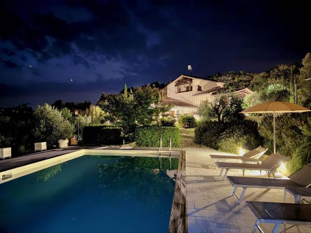 Casa in vendita a Larderello, Toscana