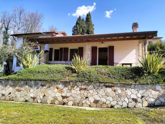 Casa in vendita a Camaiore, Toscana