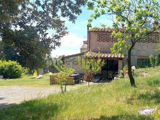 Casa in vendita a Ciuciano, San Gimignano