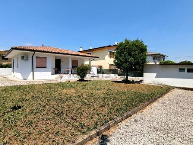 Casa in vendita a Fonte, Caerano San Marco
