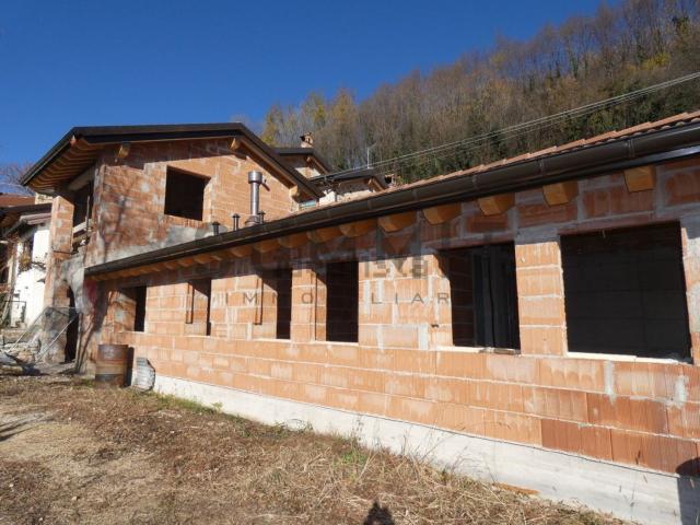 Casa in vendita a Schio, Veneto